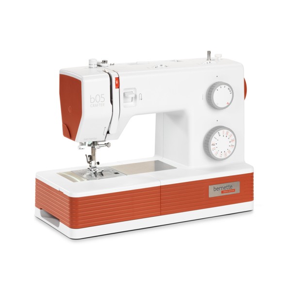 Швейная машина Bernette b05 Crafter