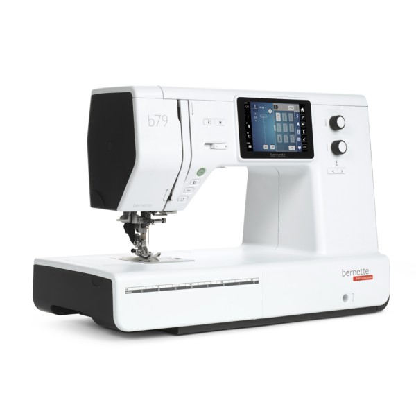 Швейно-вышивальная машина Bernette b79