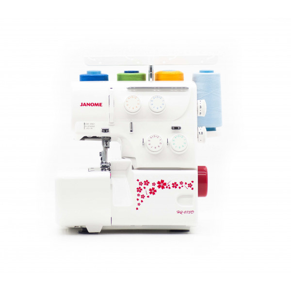Оверлоки в фирменном магазине Janome