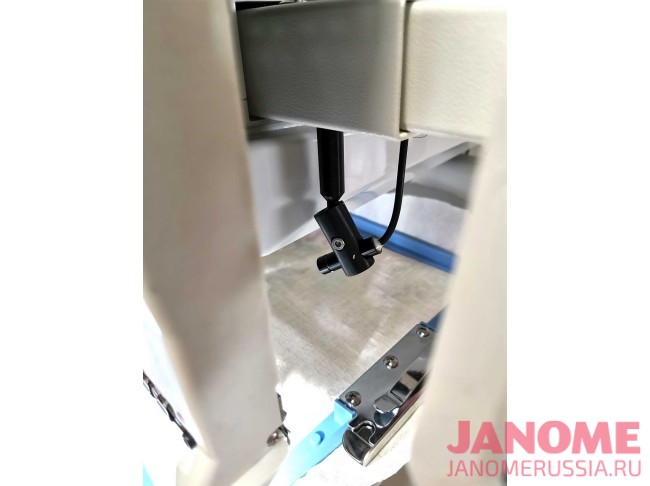 Профессиональная вышивальная машина VELLES VE 1200