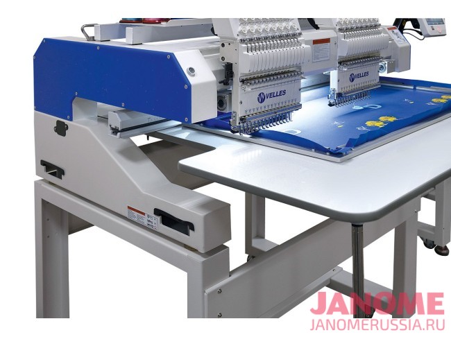 Промышленная двухголовочная вышивальная машина VELLES VE 1502C-TS2 FREESTYLE  поле вышивки 450 x 400 мм с пяльцами и бордюрной рамой