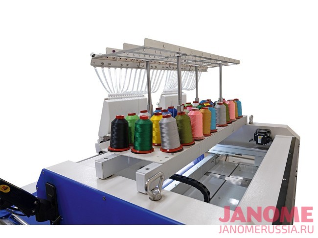 Промышленная двухголовочная вышивальная машина VELLES VE 1502C-TS2 FREESTYLE  поле вышивки 450 x 400 мм с пяльцами и бордюрной рамой