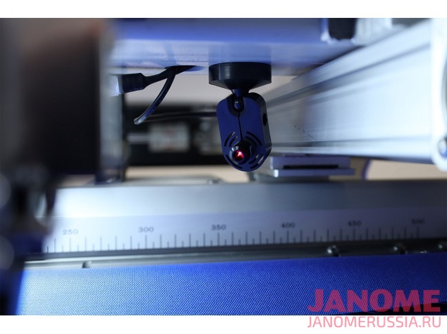 Промышленная двухголовочная вышивальная машина VELLES VE 1502C-TS2 FREESTYLE  поле вышивки 450 x 400 мм с пяльцами и бордюрной рамой