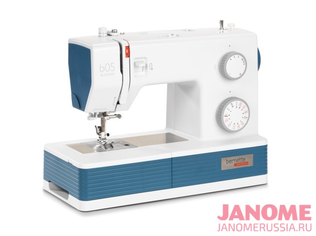Швейная машина Bernette b05 Academy