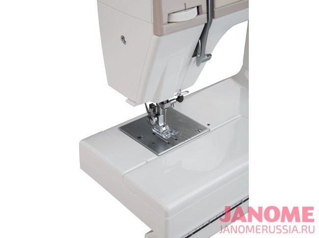 Швейная машина Janome LE-316