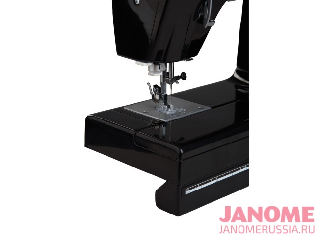 Швейная машина Janome LE-314 NERO