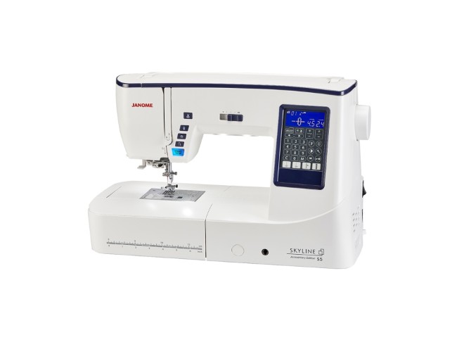 Компьютерная швейная машина Janome Skyline S5