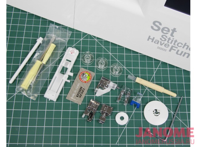 Швейная машина Aurora Style 700