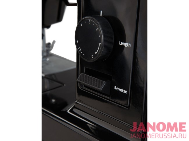 Швейная машина Janome LE-314 NERO